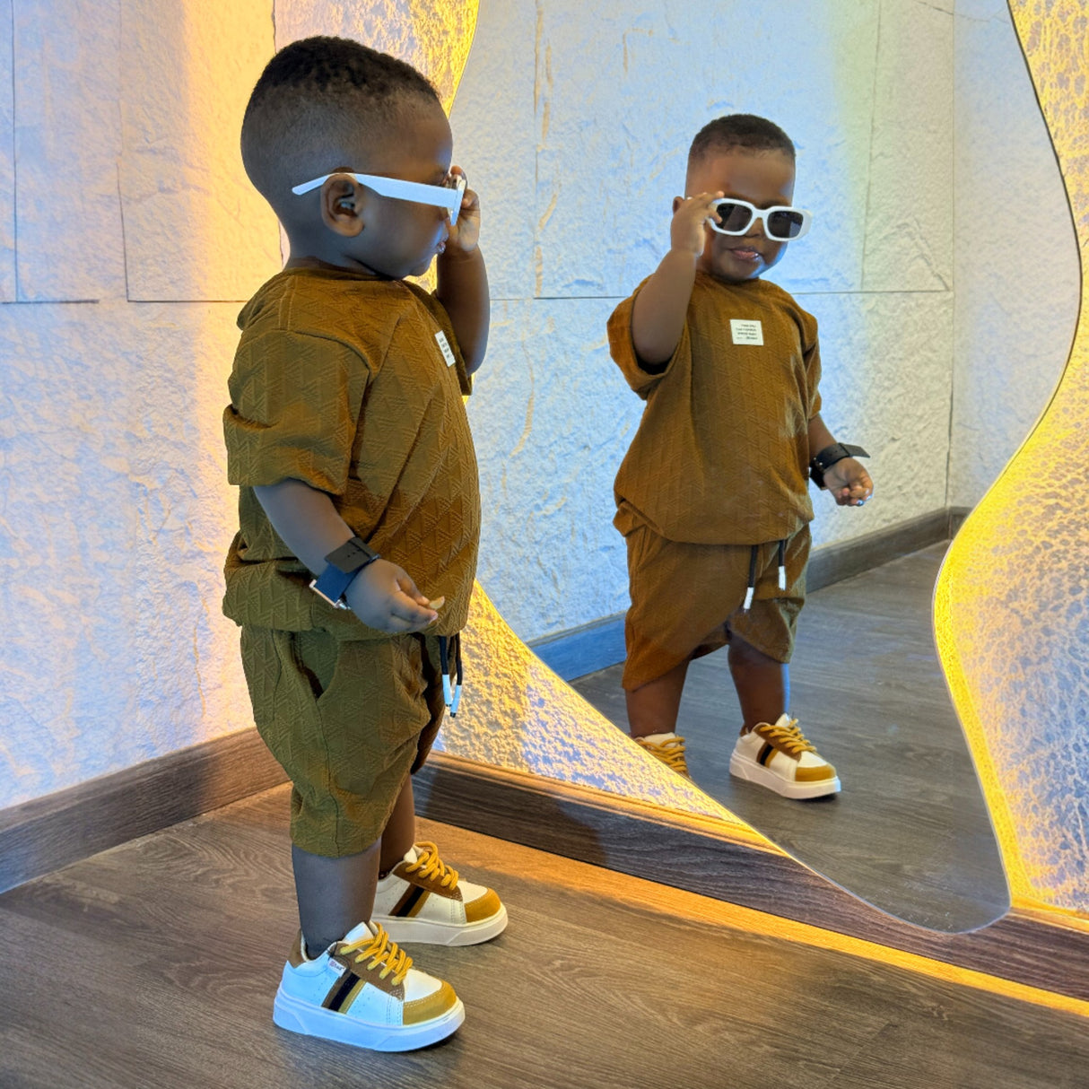 Total look leonel (conjunto) niño