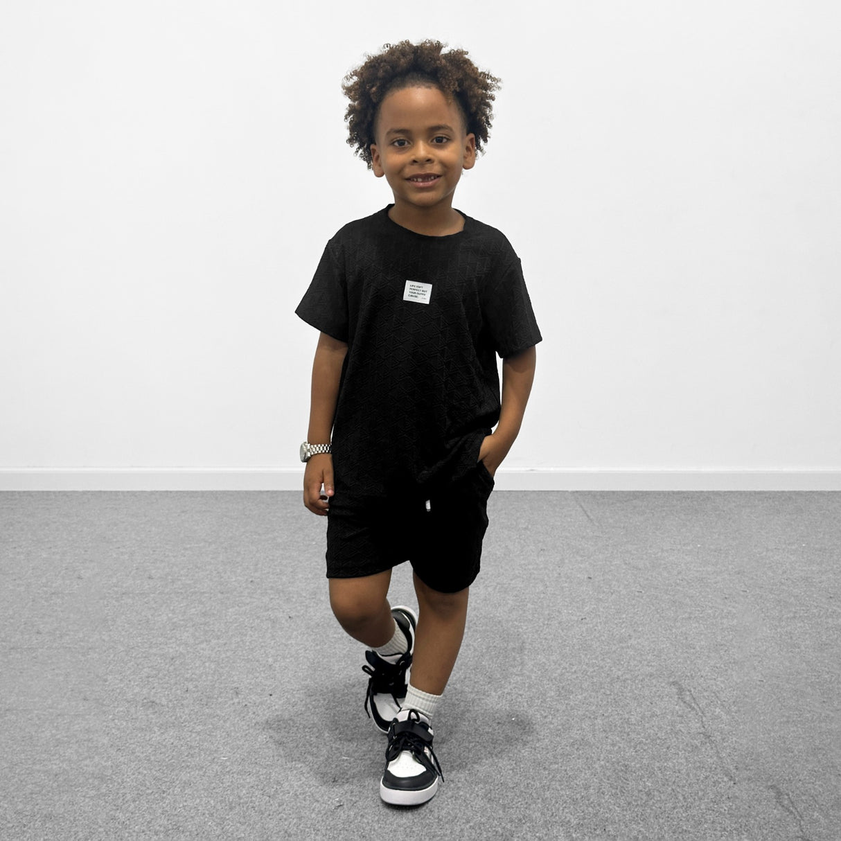 Total look leonel (conjunto) niño