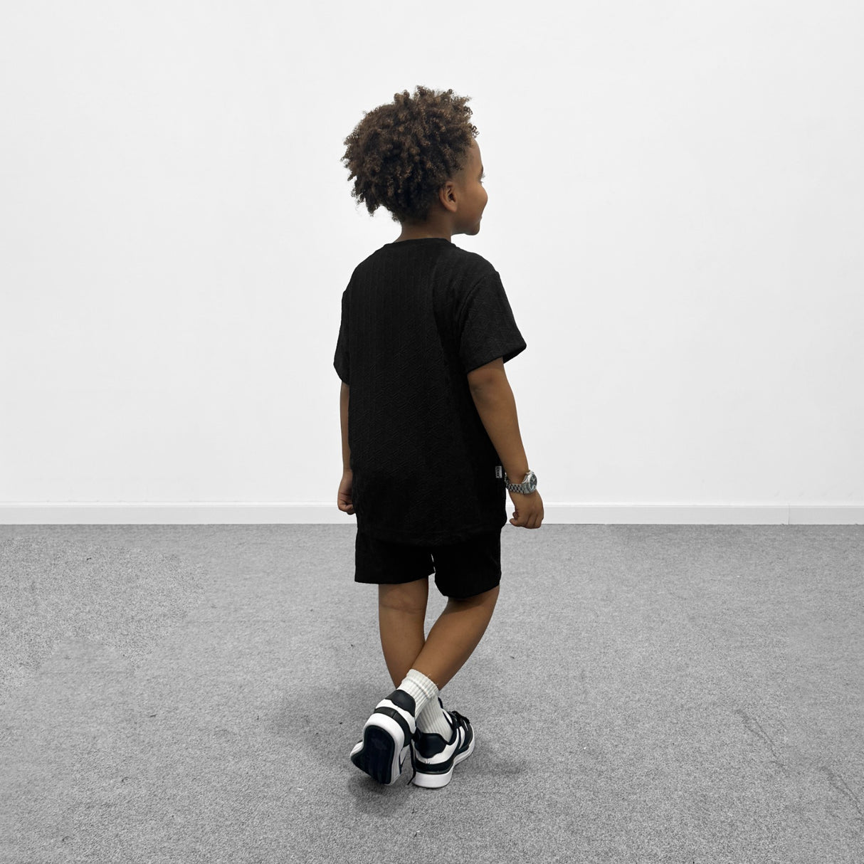 Total look leonel (conjunto) niño