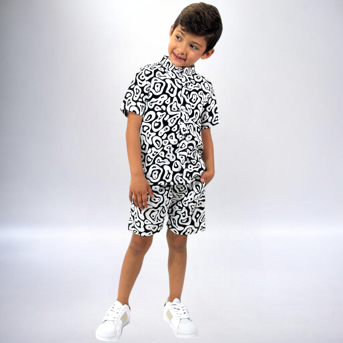 Total look HANNA niño