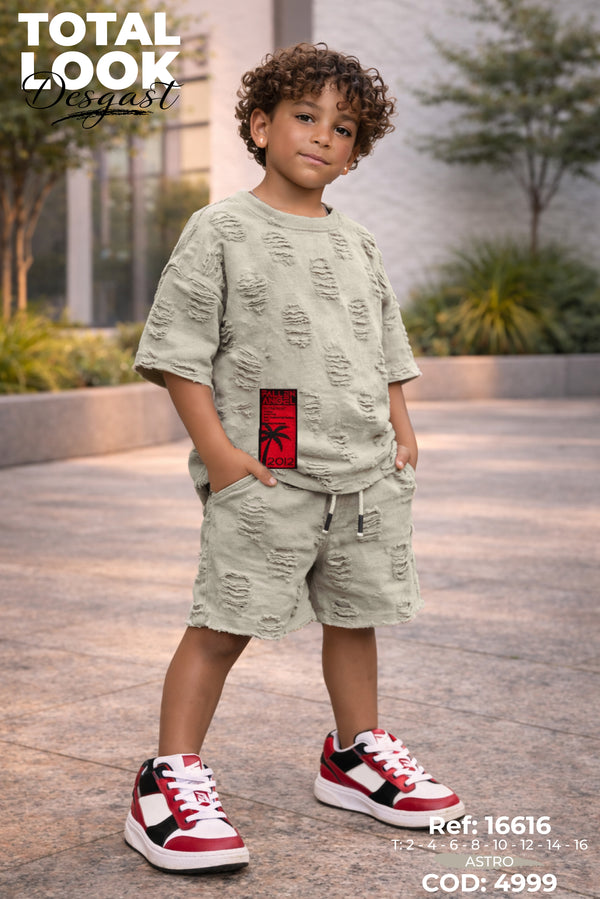 total look desgast astro niño