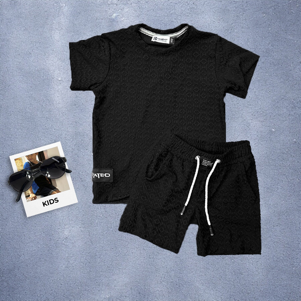 Total look Camilo niño
