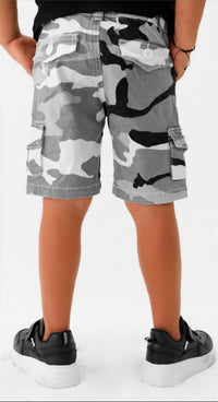 Bermuda cargo militar niño