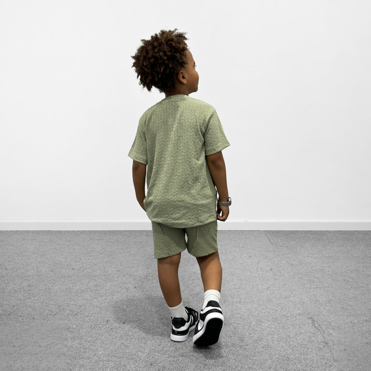 Total look pelikan (conjunto) niño