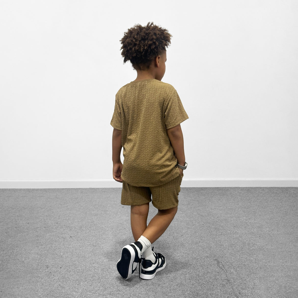 Total look pelikan (conjunto) niño