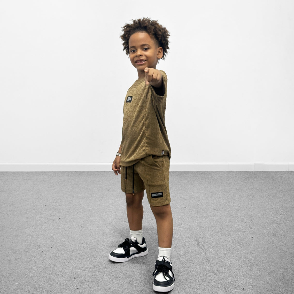 Total look pelikan (conjunto) niño