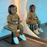 Total look pelikan (conjunto) niño