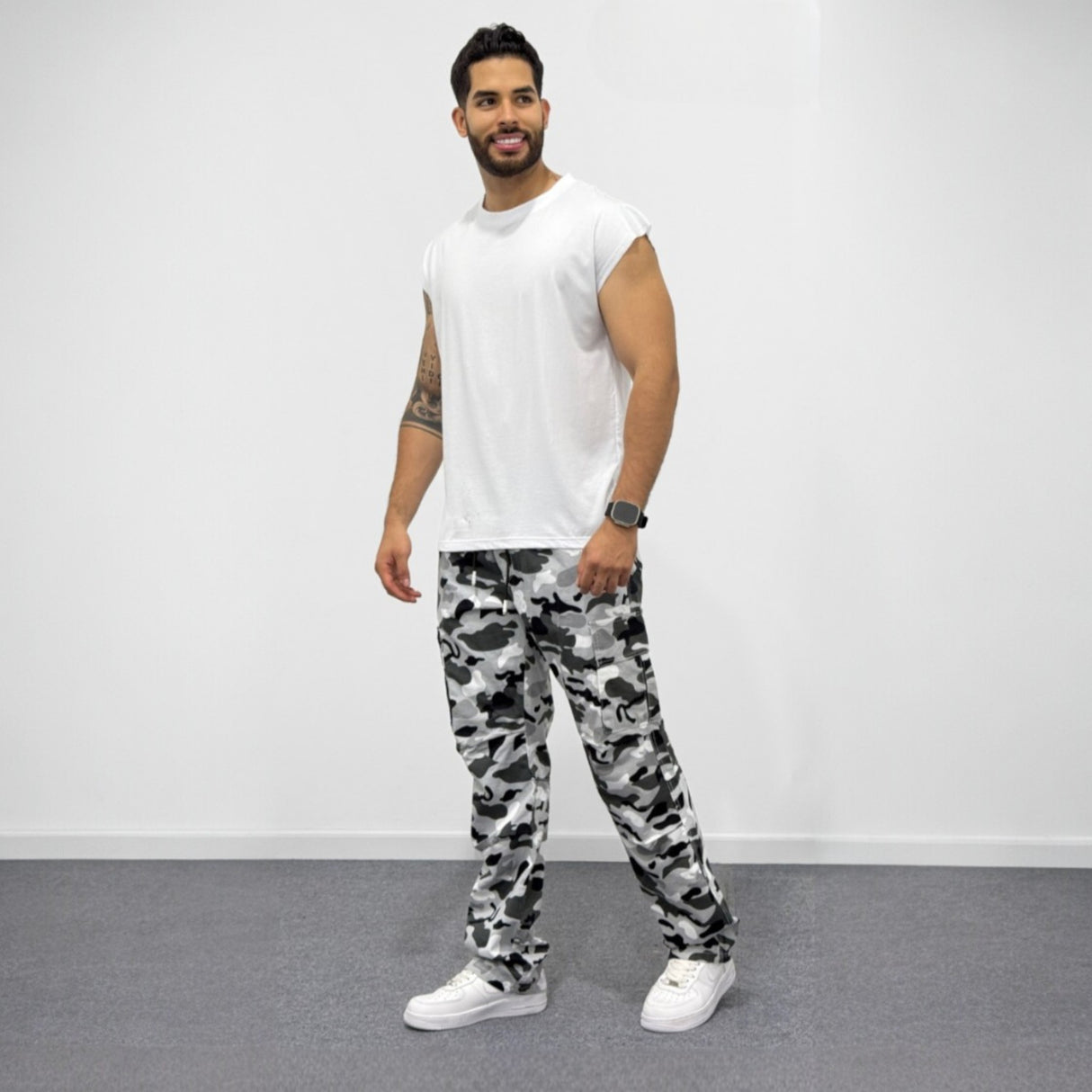 Jogger reykon hombre