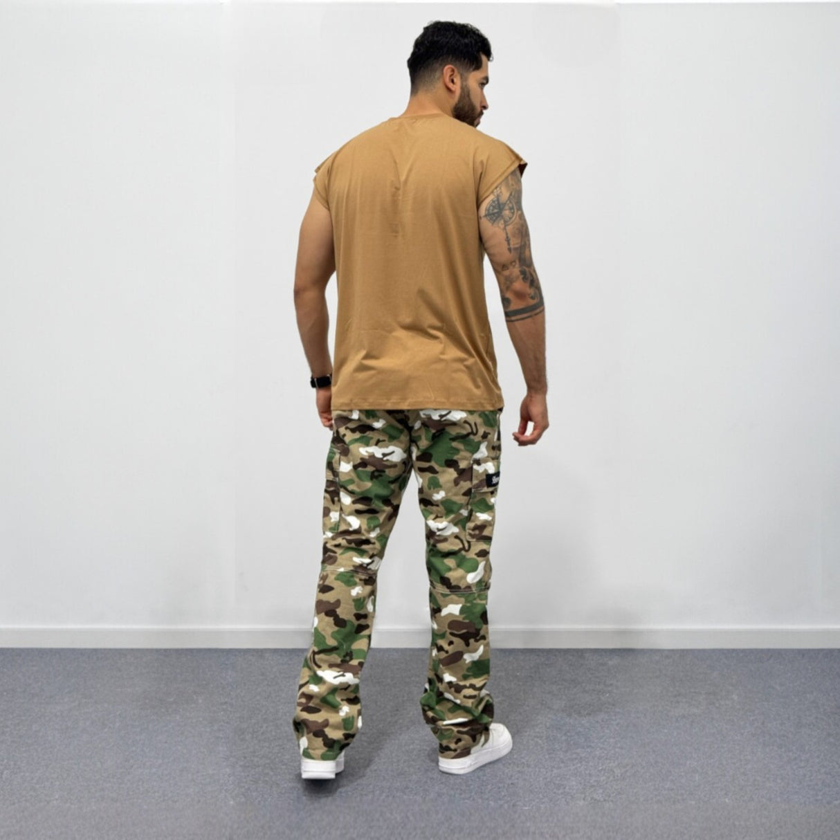 Jogger reykon hombre