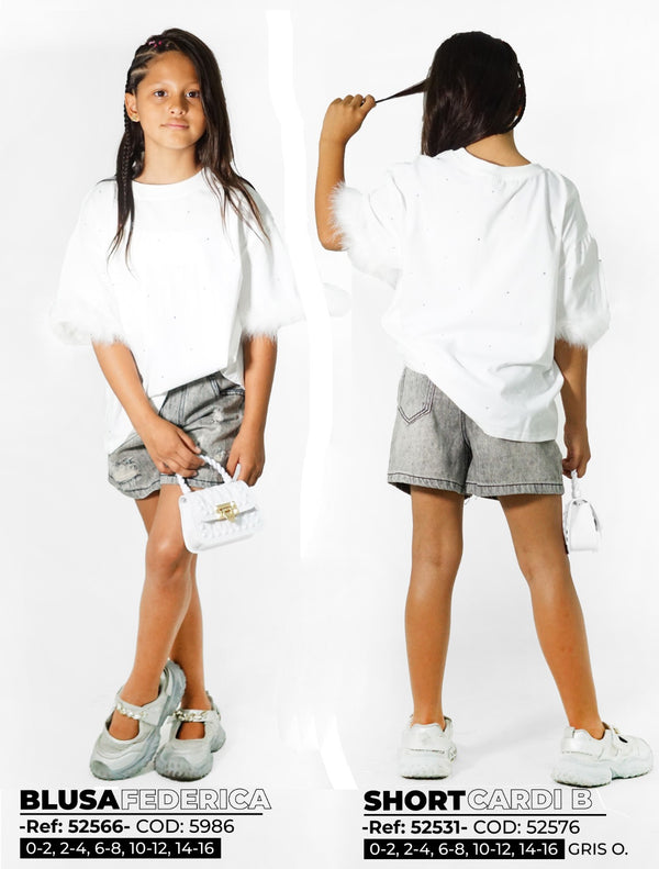 short cardi b niña